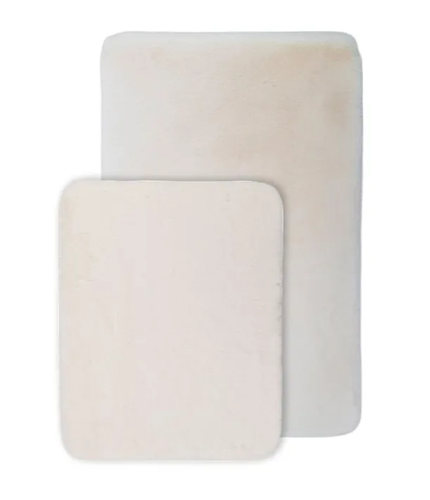 Комплект ковриков меховые молочный 50х80/50х40 : фотография 1