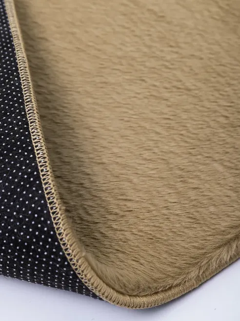 Коврик меховой Roomis темно-коричневый 80х120: фотография 2 превью