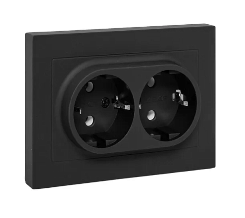 Розетка двойная Эпика 16А с заземлением без защитных шторок с рамкой черный EKF UP1-SOB-210: фотография 1