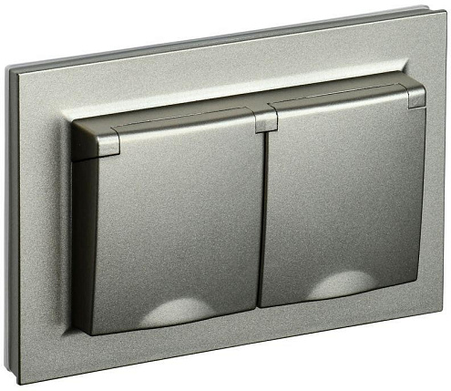 Розетка 2-м СП BRITE РСбш12-3-44-БрШ 16А в сборе IP44 с крышкой шампань IEK BR-R26-16-44-K37-F: фотография 1