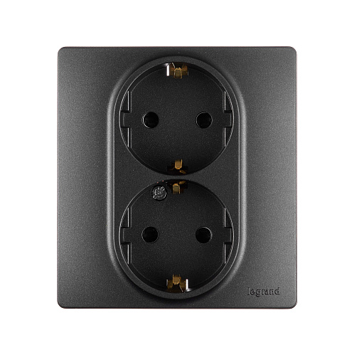 Розетка 2-м СП Etika защ. шторки с заземл. авт. в сборе антрацит Leg 672633: фотография 1