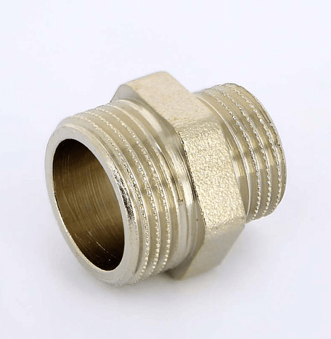 Ниппель переходной никелированный 3/4"х1/2" Uni-Fitt: фотография 1