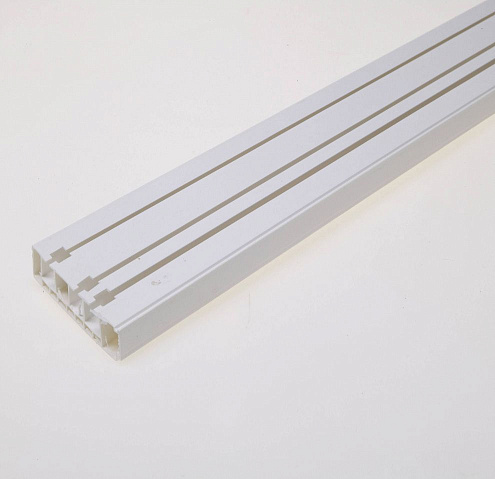 Карниз потолочный трехрядный Legrand Стандарт белый 320: фотография 1