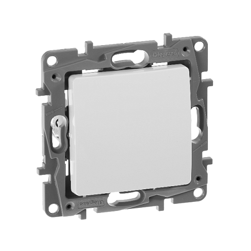 Механизм выключателя 1-кл. СП Etika 10А IP20 250В авт. клеммы бел. Leg 672201: фотография 1