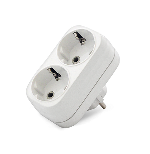 Разветвитель 2 гнезда с заземлением плоский 16А UNIVersal А302: фотография 1