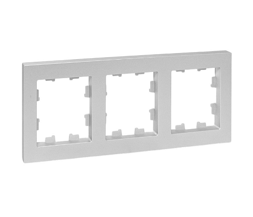 Рамка 3-местная Эпика пластик алюминий EKF UP1-FPA-03: фотография 1