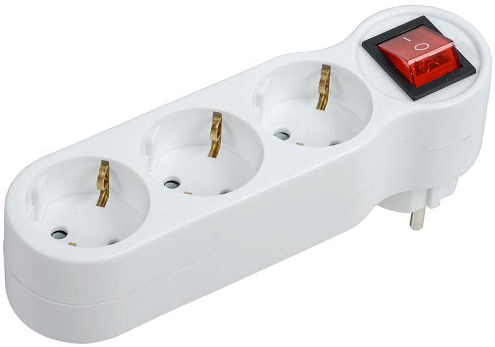 Тройник Т-01/03В 3 места 2P+PE 16А с выкл. бел. IEK WTP10-16-03-ZK-K01: фотография 1