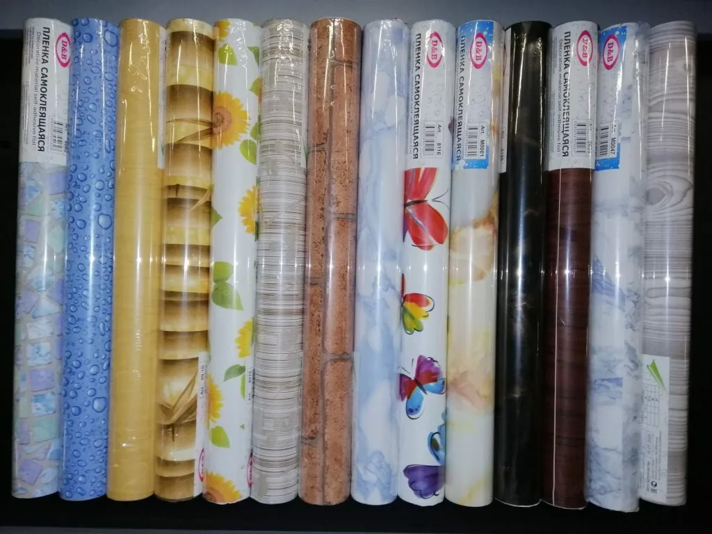 Клеящаяся пленка для мебели. Магазин самоклейки. Клейкая плёнка для декора. Самоклеющиеся пленки для мебели. Пленка самоклейка.