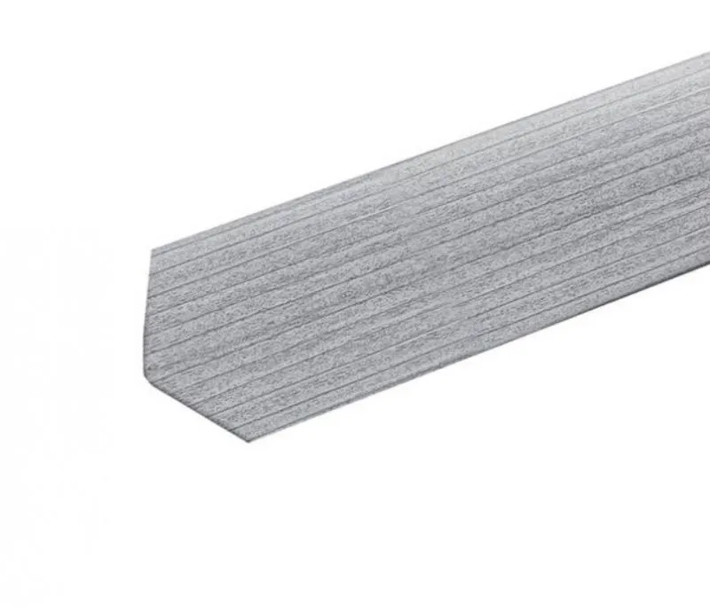 Угол пластиковый 20х20мм Ясень серый 2,7м: фотография 1